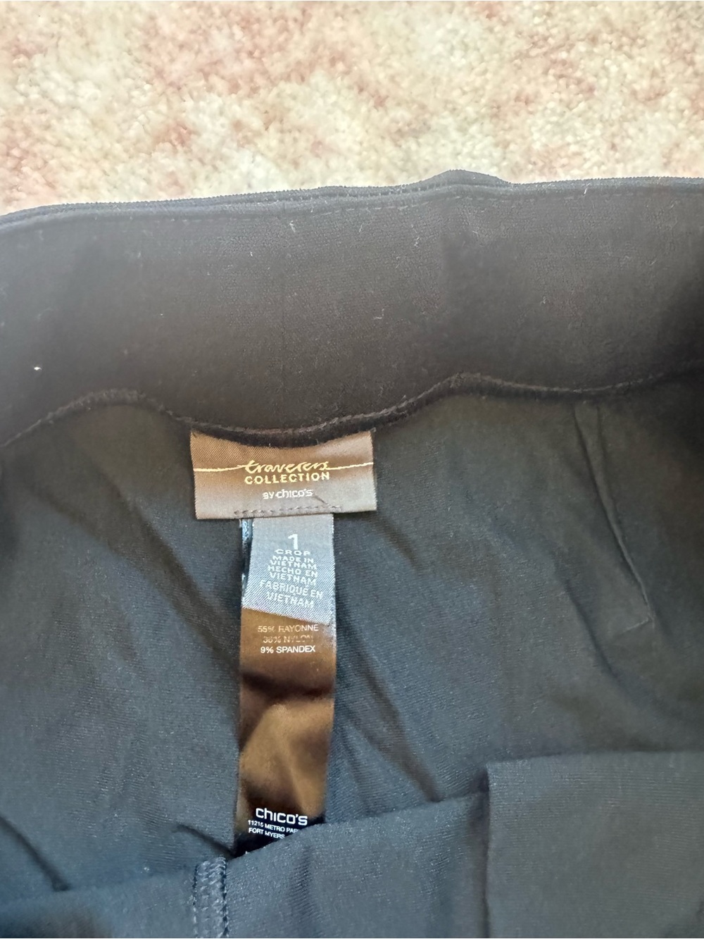 Chico's Black High-Rise Travel Pants (Size 1) - Picture 2 of 2